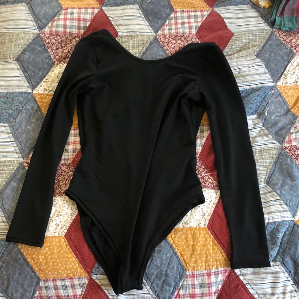 backless black bodysuit